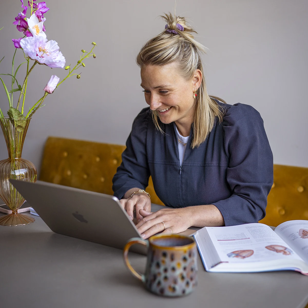 Caroline aan het werk - mobile Caroline ten Cate aan het werk